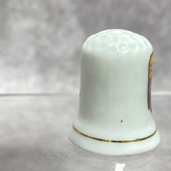 Vintage Bon Ami Powder Porcelain Thimble With Chick Logo & Gold Trim - Picture 6 of 9
